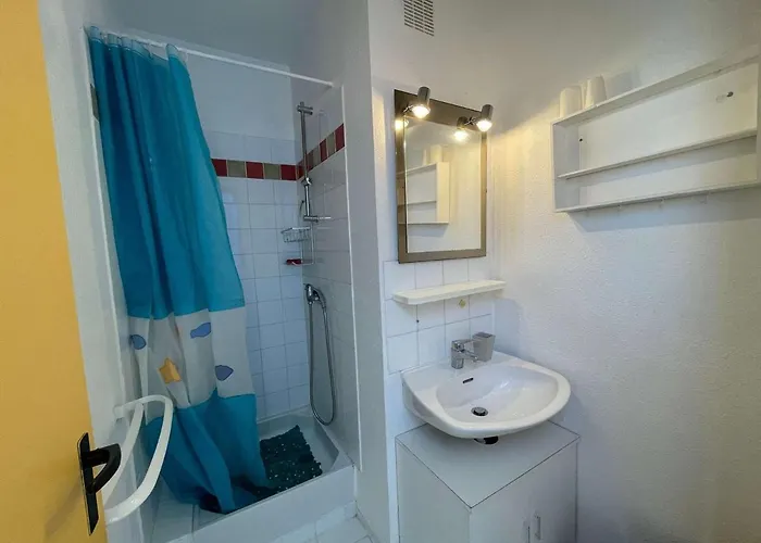 Face A La Pour 4 Personnes Avec Tv - Menage Inclus - - Fr-1-224c-665 *